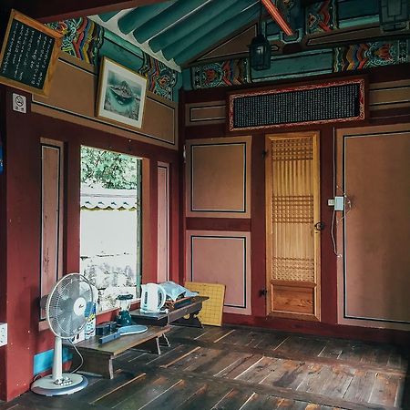 Nongamjongtaek Hotel Andong Exterior photo
