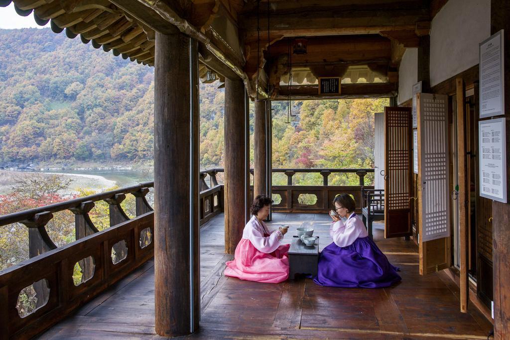 Nongamjongtaek Hotel Andong Exterior photo