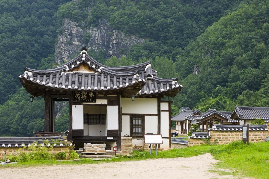 Nongamjongtaek Hotel Andong Exterior photo