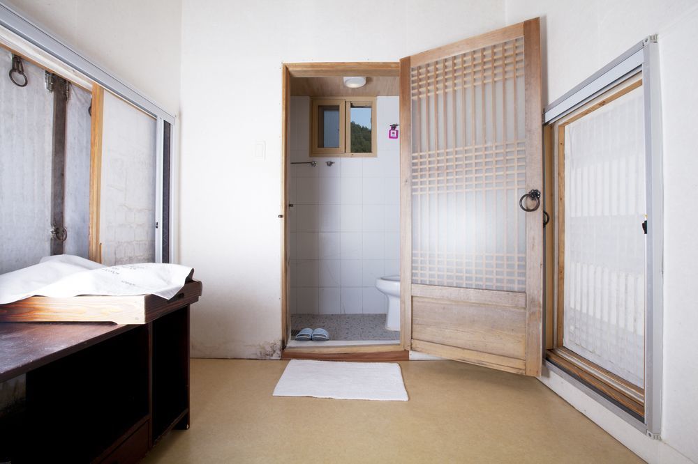 Nongamjongtaek Hotel Andong Exterior photo